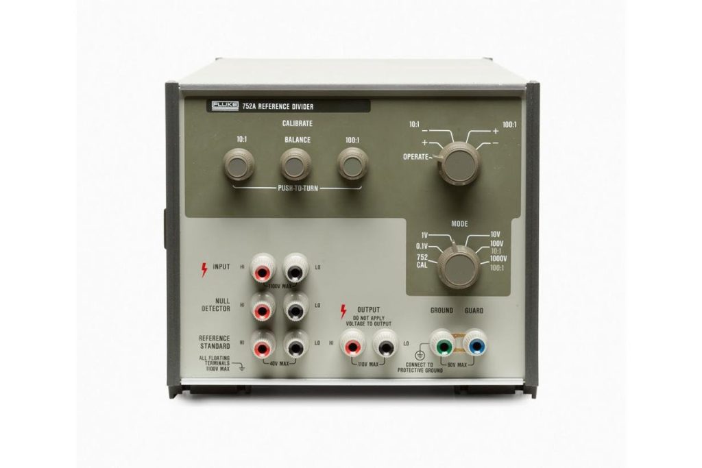 752A 参考分压器