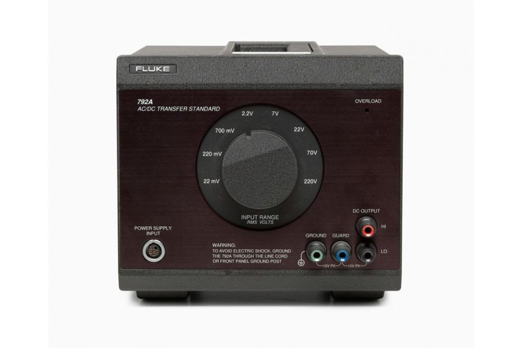 792A 交直流转换电压标准